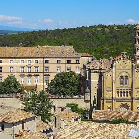 Апартаменты Chez Vous Юзес Экстерьер фото